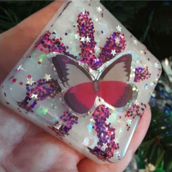 Set of 2 Butterfly Christmas Tree Ornaments Handmade Resin And Glitter - Picture 7 of 7
